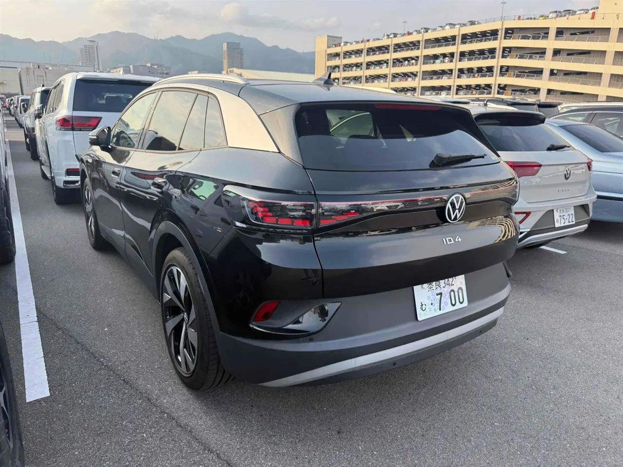 2024 Volkswagen ID.4 Pro (82kWh) — photo 3