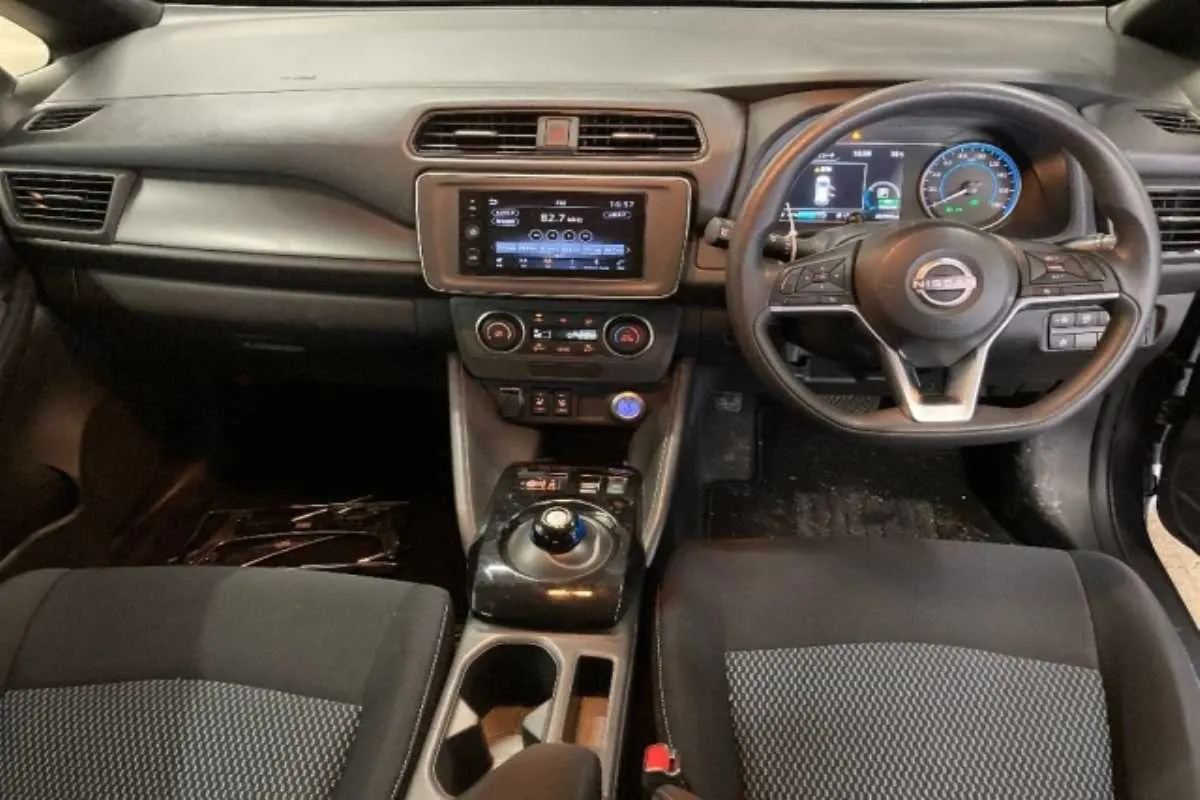 2022 Nissan Leaf S (40kWh) — photo 8