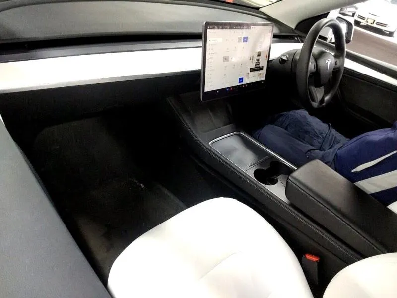 2022 Tesla Model Y (60kWh), photo 5
