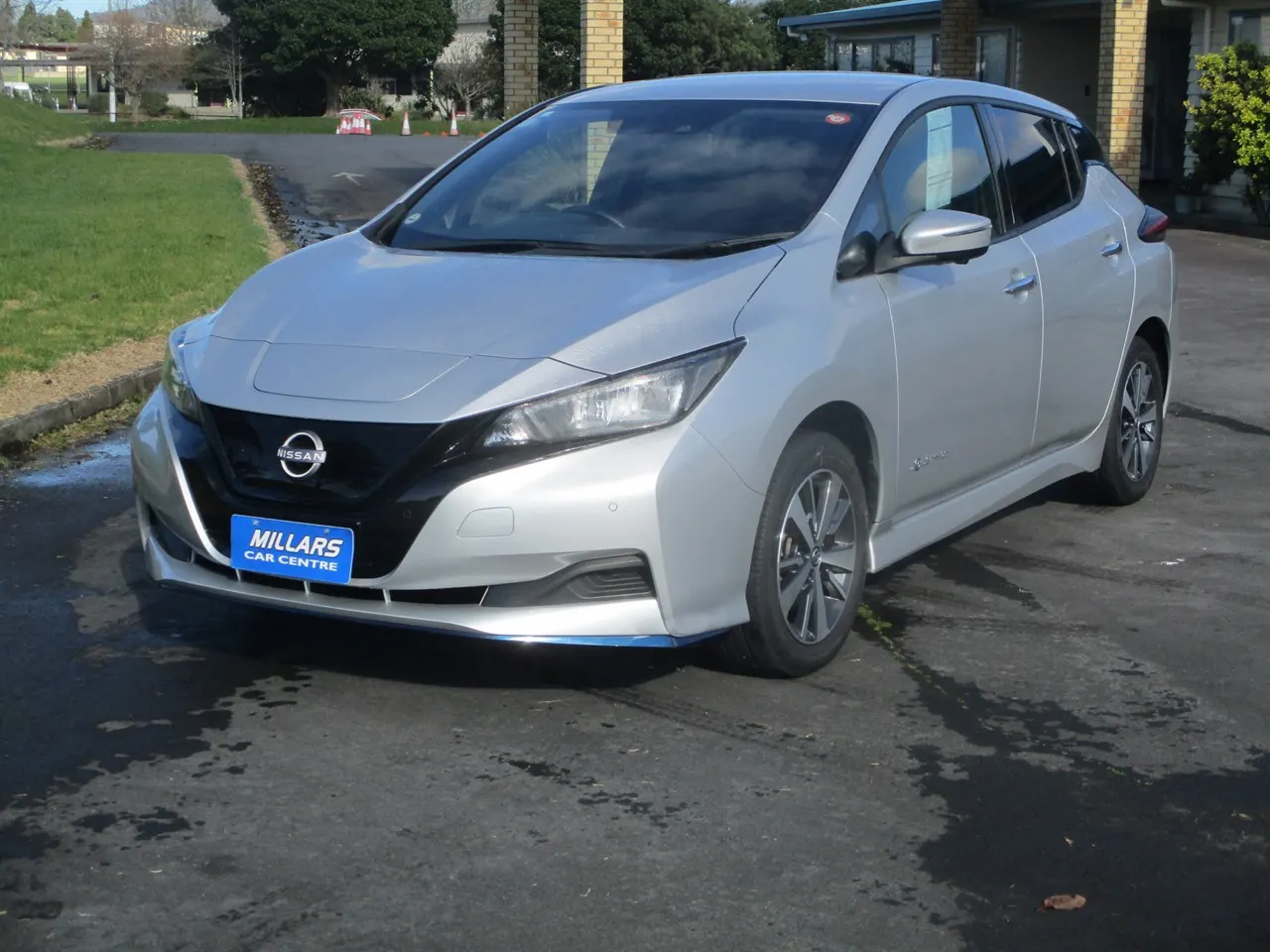 2021 Nissan Leaf e+ X (62kWh) — photo 5