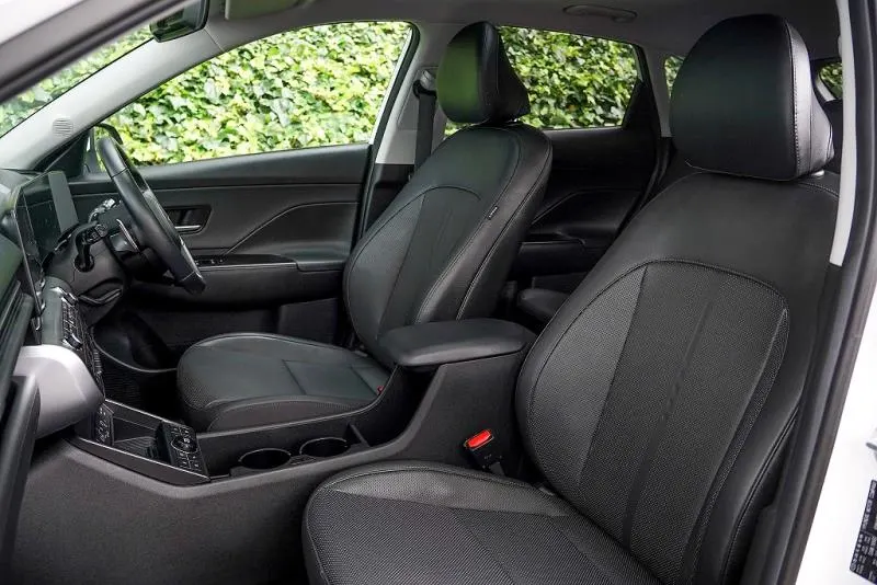 2024 Hyundai Kona Elite 64kWh — photo 11
