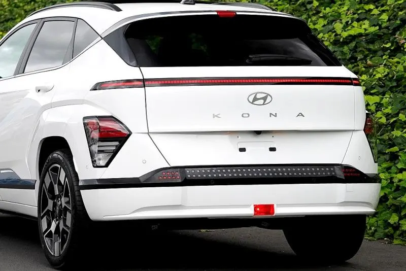 2024 Hyundai Kona Elite 64kWh — photo 4