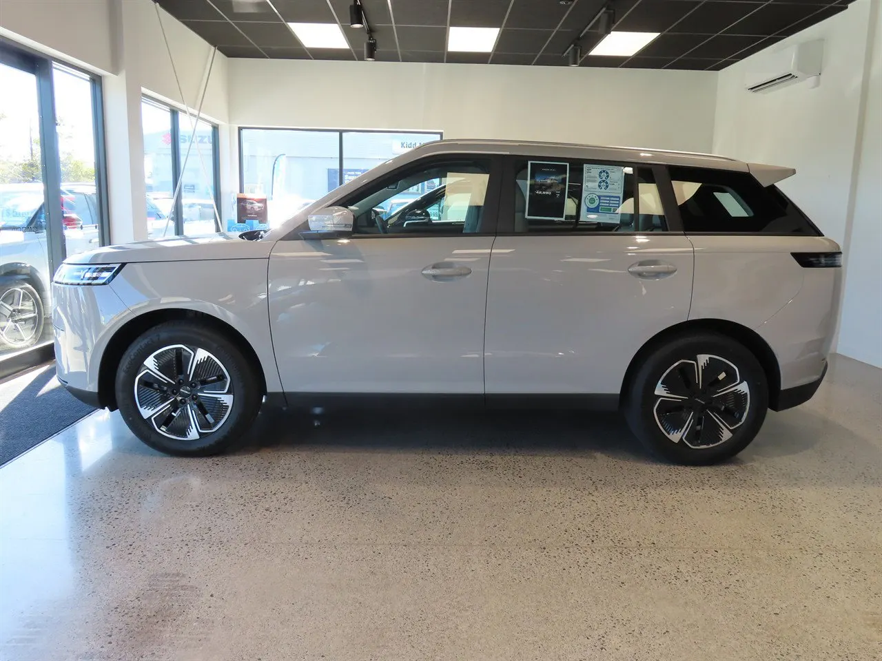 2026 Jaecoo J5 Summit EV - 59 kWh - 402km Range, photo 4