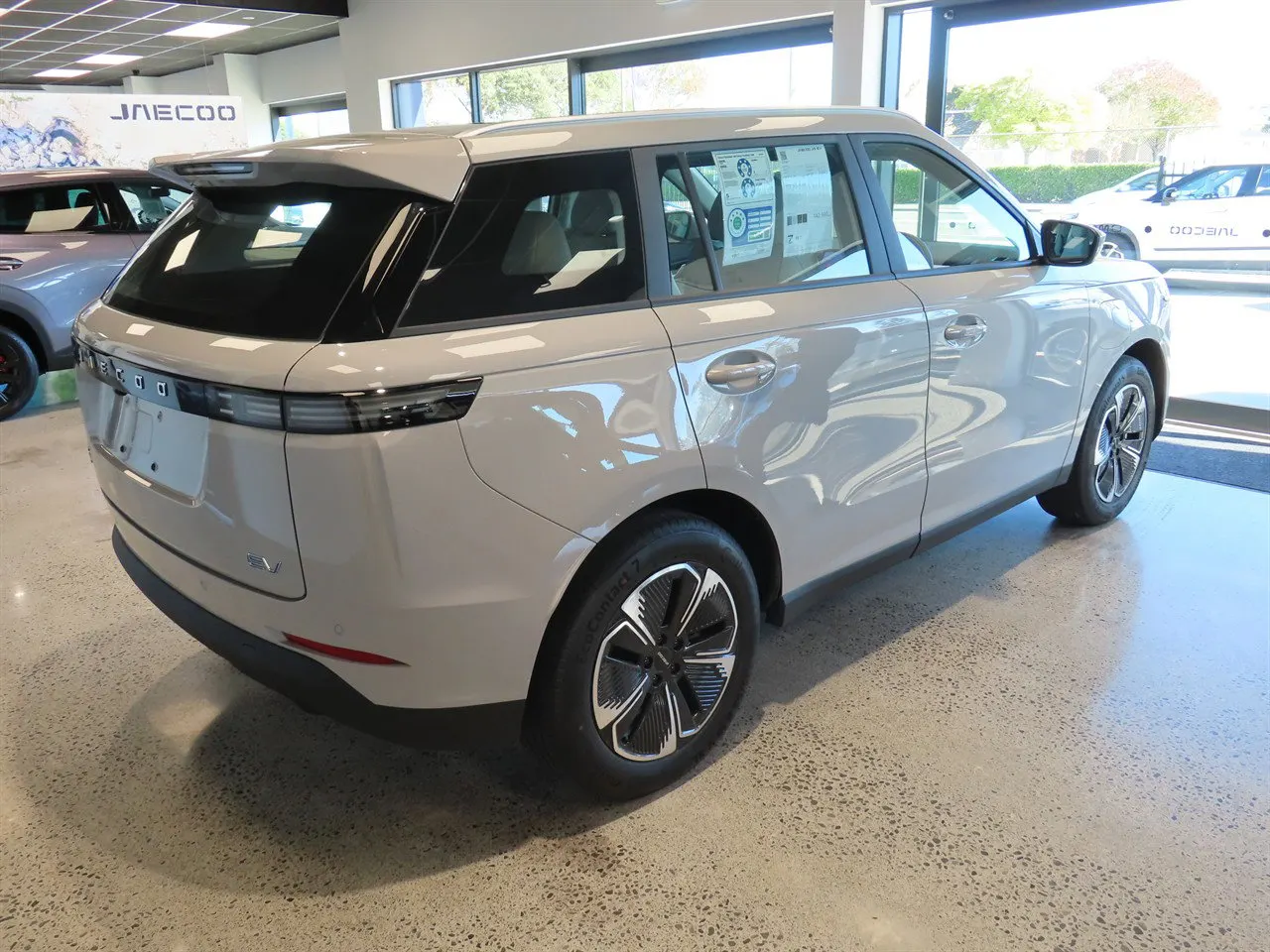 2026 Jaecoo J5 Summit EV - 59 kWh - 402km Range, photo 6