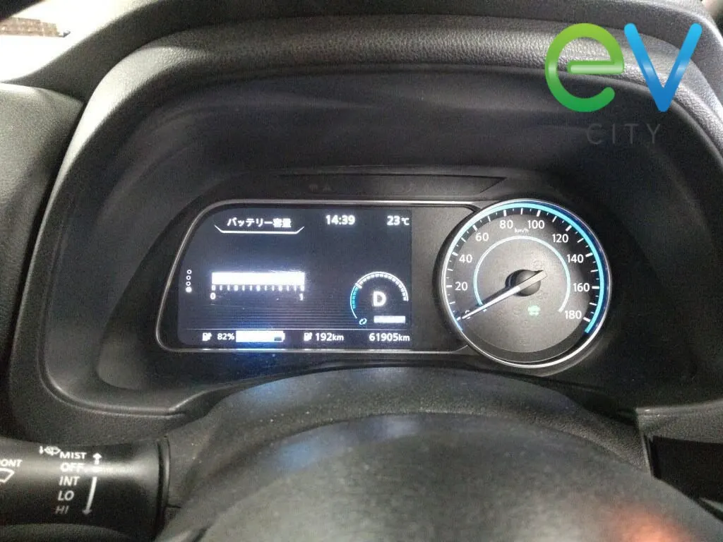 2020 Nissan Leaf X (40kWh) — photo 6