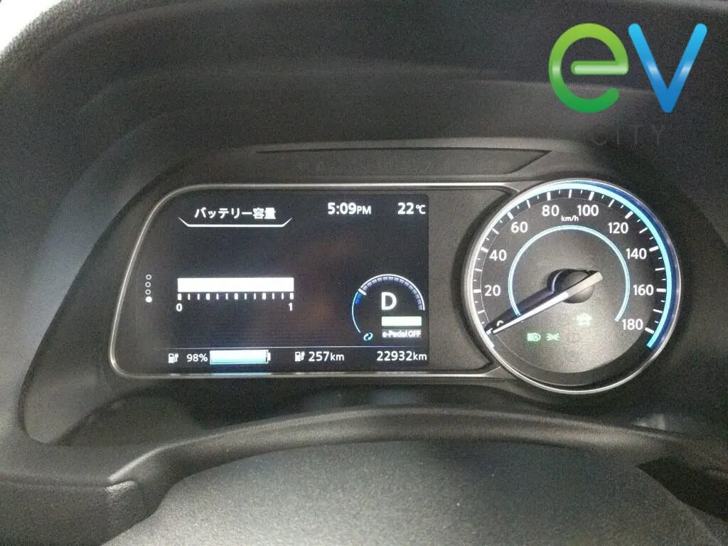 2024 Nissan Leaf X (40kWh) — photo 7
