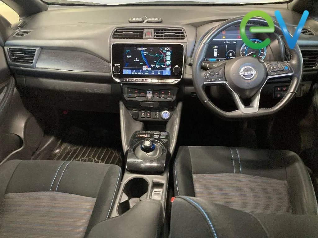 2022 Nissan Leaf X (40kWh), photo 5
