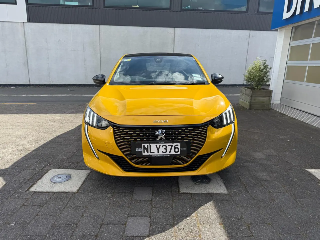 2020 Peugeot e-208 GT Line (50kWh) — photo 3