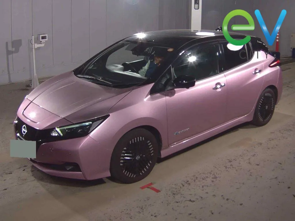 2022 Nissan Leaf X (40kWh), photo 4