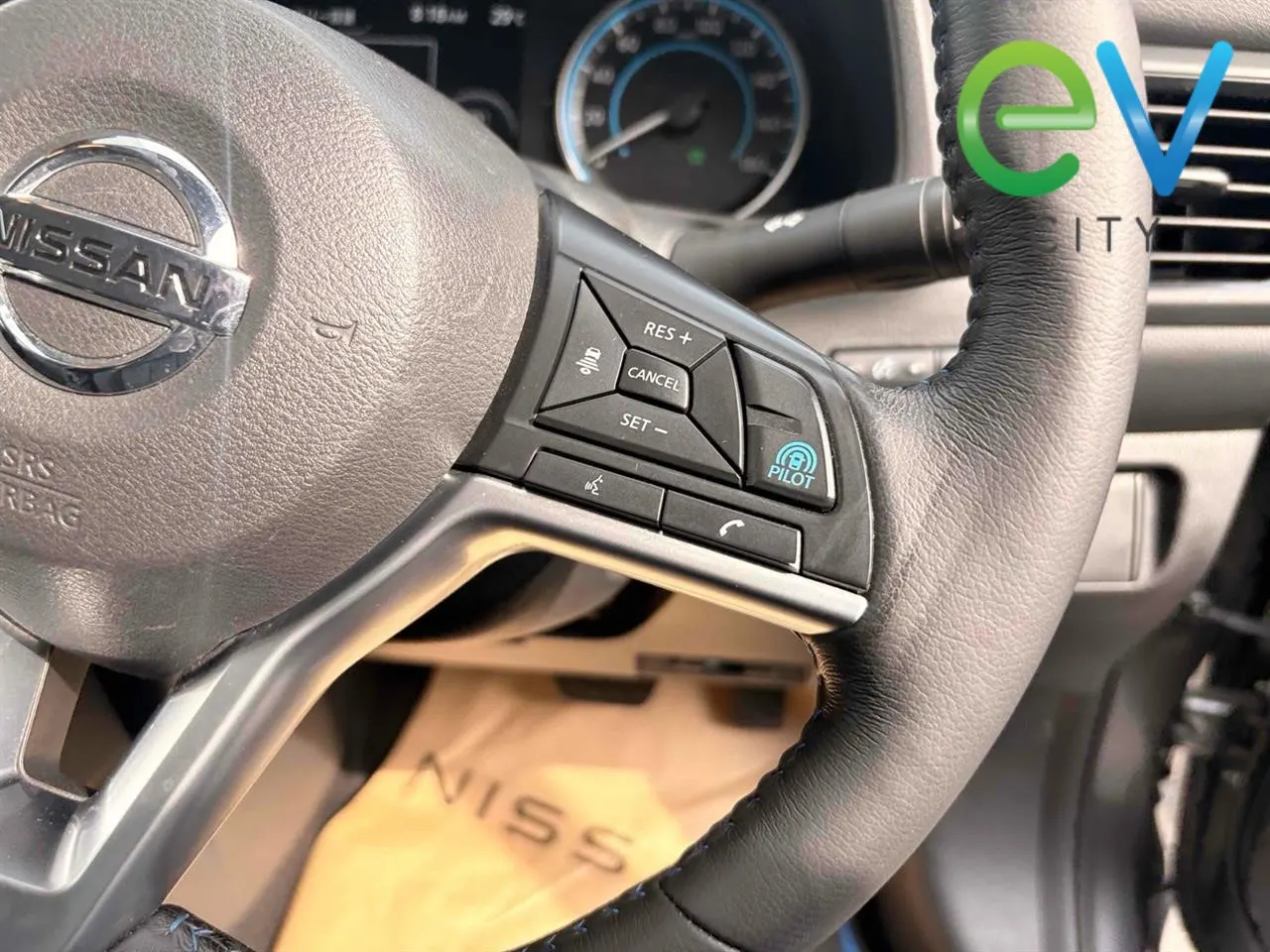 2019 Nissan LEAF G E+ 62kWh Leather Seats BOSE 360 Camera Pro Pilot — photo 6