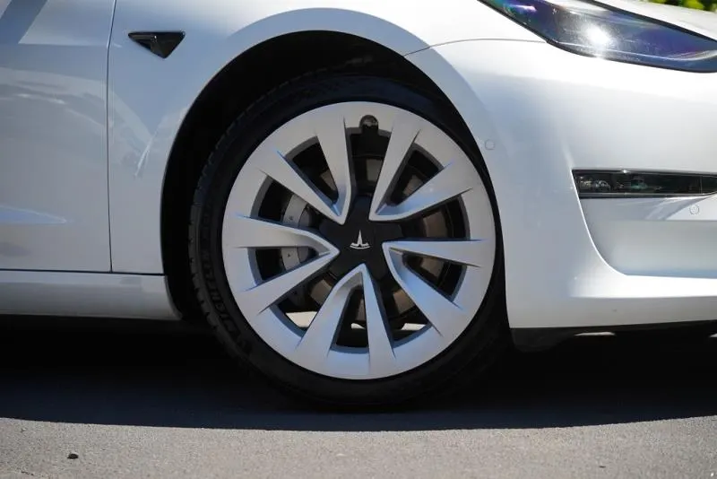 2021 Tesla Model 3 Long Range AWD (82kWh), photo 8