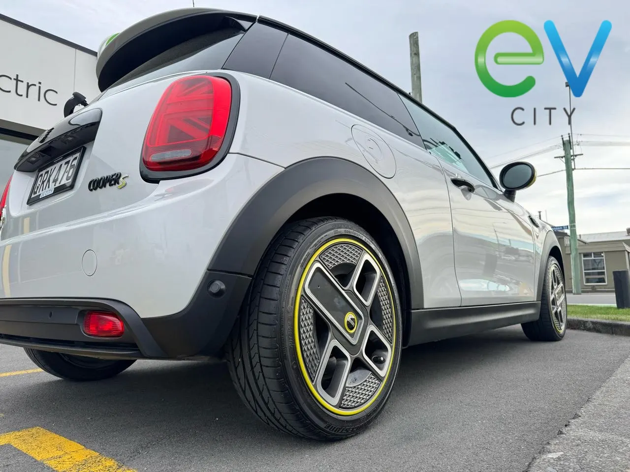 2021 Mini Hatch COOPER SE 29KWH/EV — photo 8