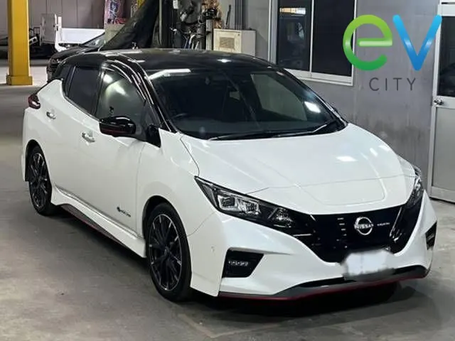 2021 Nissan LEAF X 40kWh NISMO With Pro Pilot & 360 Camera — photo 4
