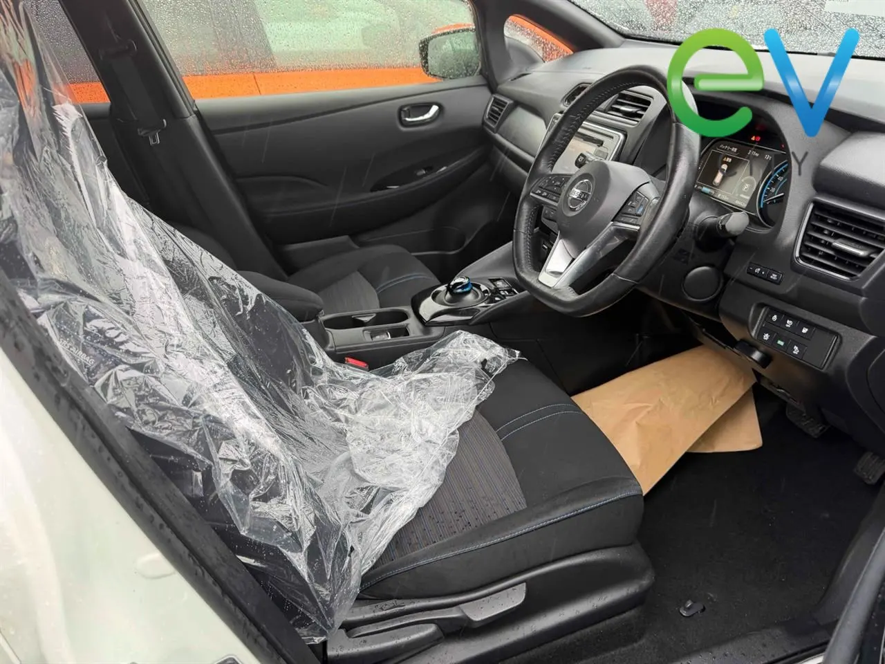 2017 Nissan Leaf G (40kWh) Pro Pilot, 360 Camera — photo 10