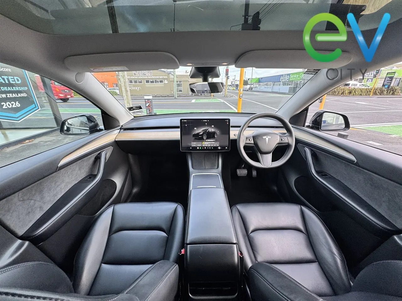 2022 Tesla Model Y Rear Wheel Drive — photo 12