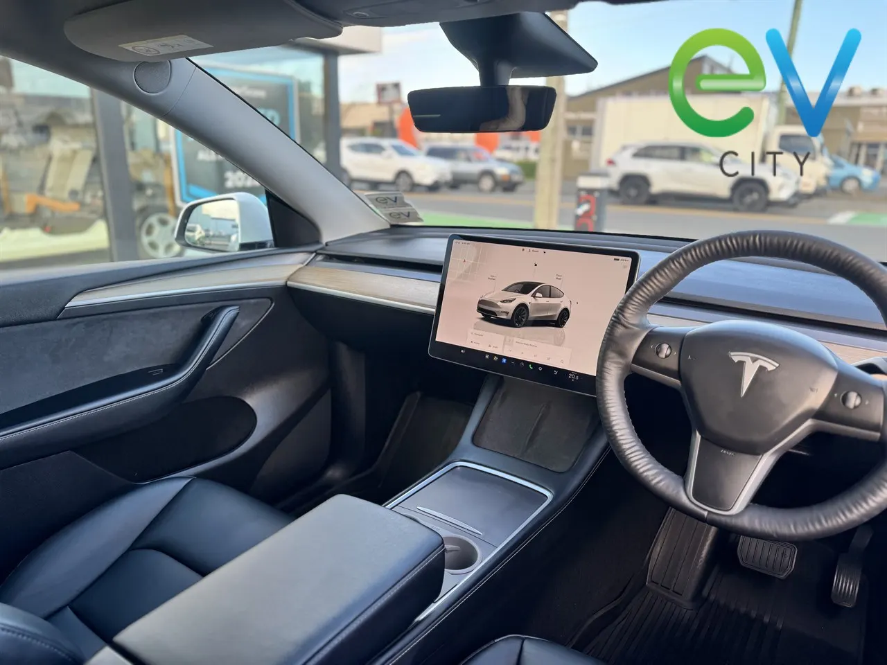 2023 Tesla Model Y Rear Wheel Drive, photo 10