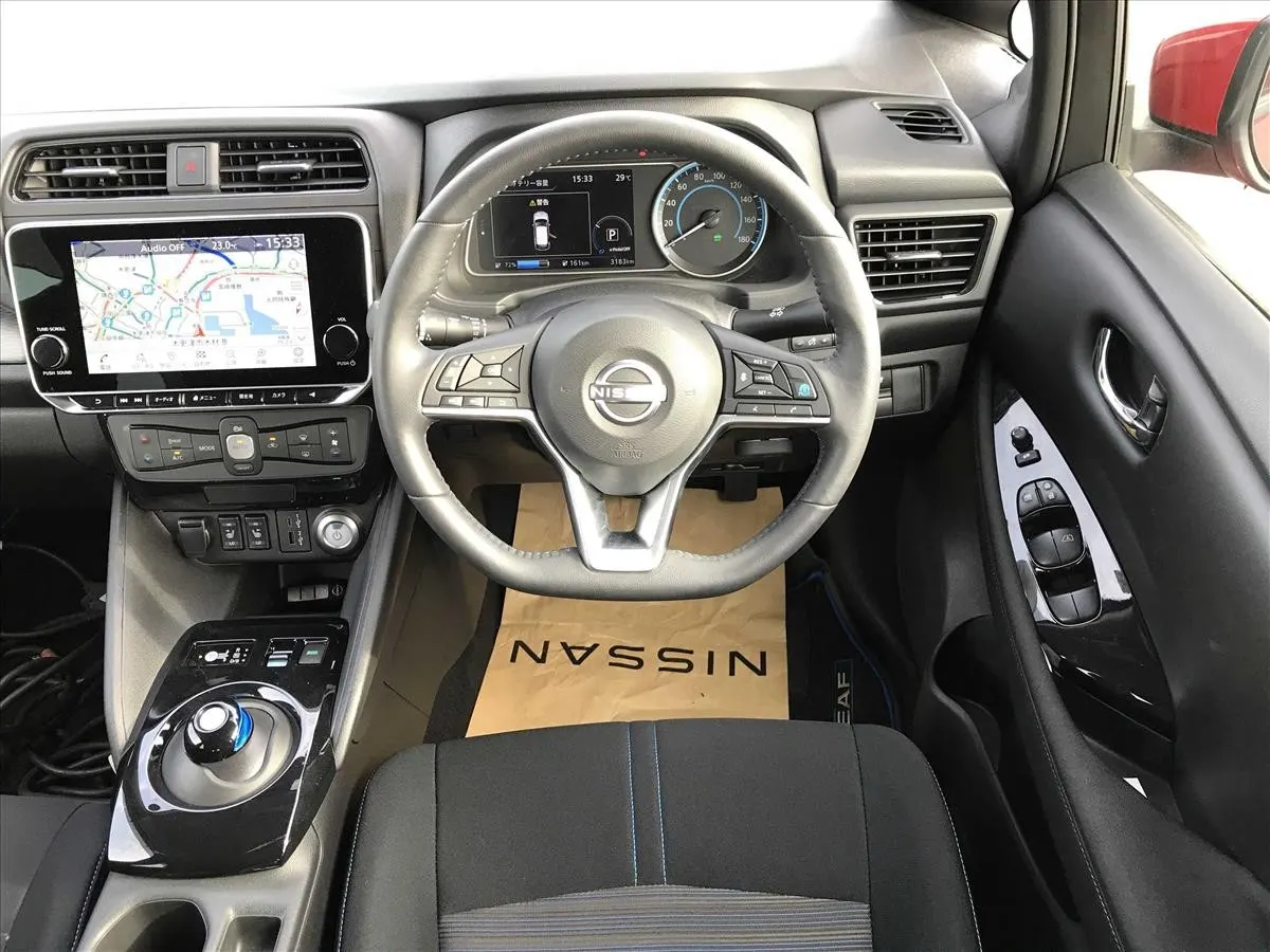 2023 Nissan Leaf X V Selection (40kWh), photo 8