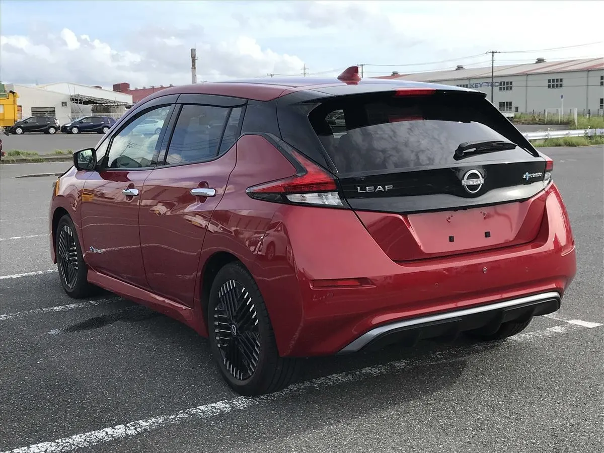 2023 Nissan Leaf X V Selection (40kWh), photo 4