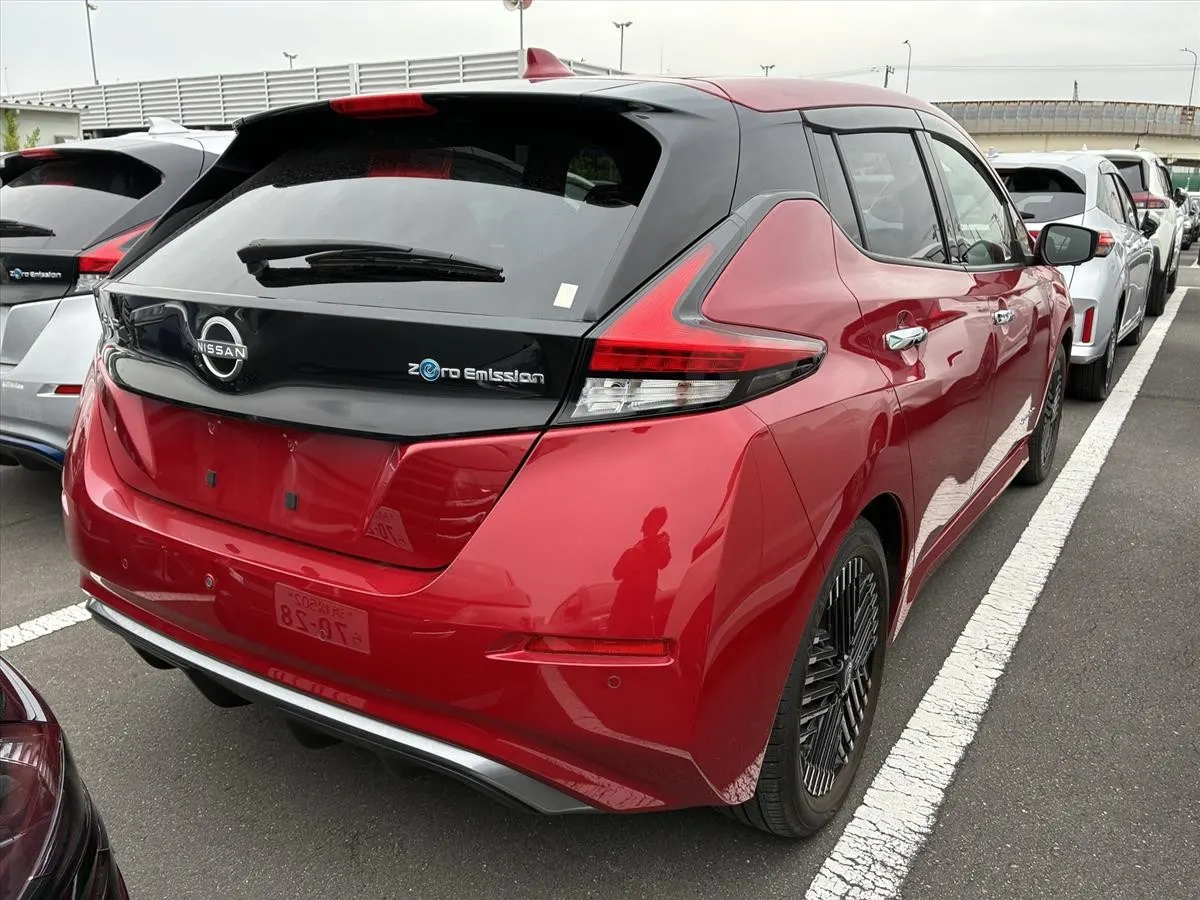 2023 Nissan Leaf X V Selection (40kWh), photo 2