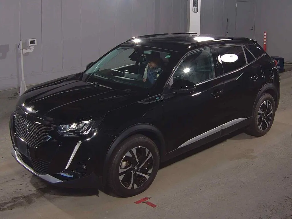 2021 Peugeot e-2008 Allure — photo 3