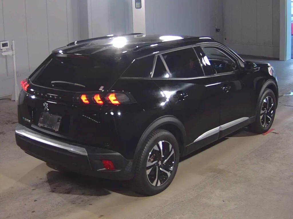 2021 Peugeot e-2008 Allure — photo 5