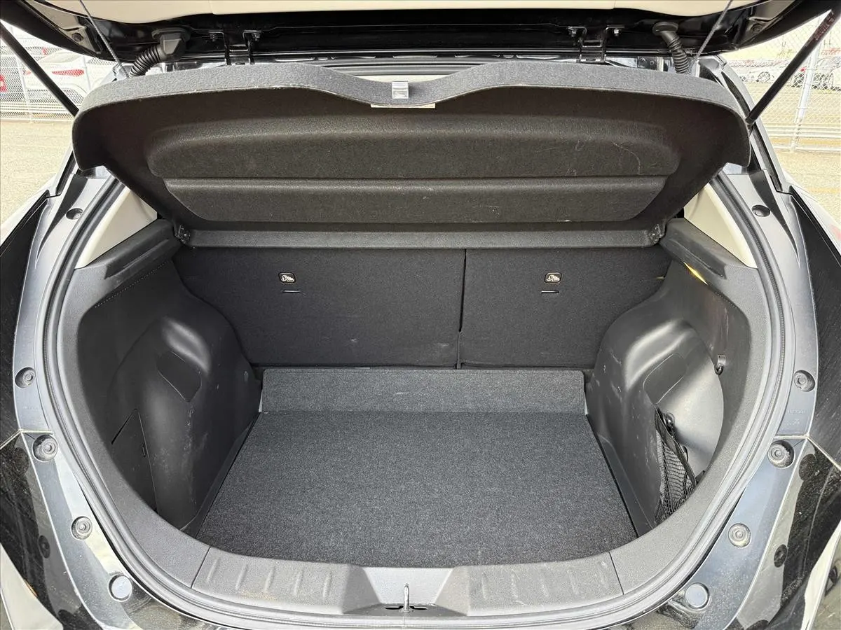2022 Nissan Leaf S (40kWh) — photo 10