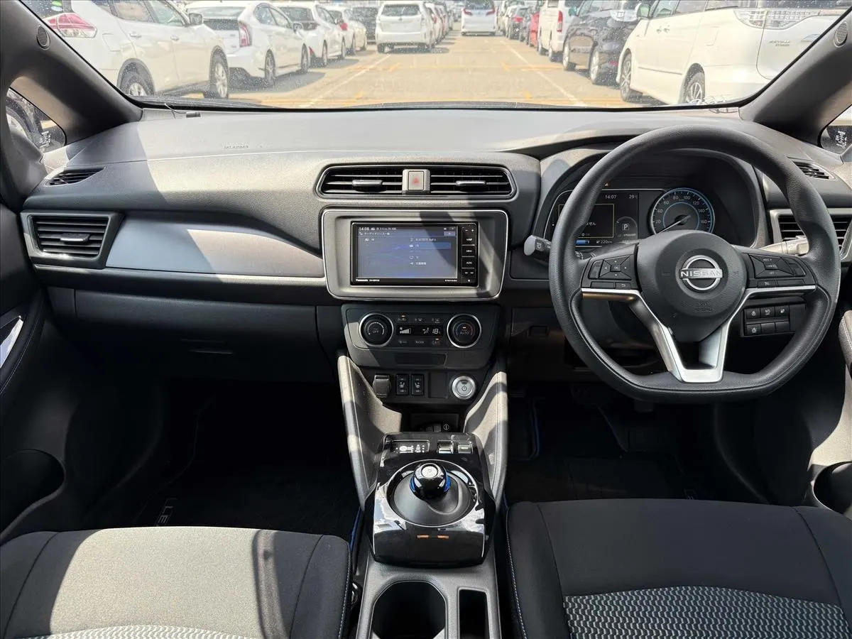 2022 Nissan Leaf S (40kWh) — photo 7