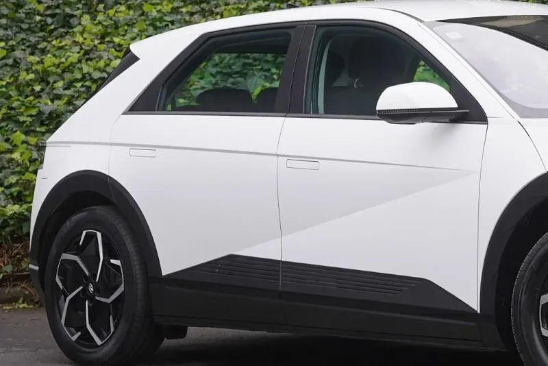 2022 Hyundai IONIQ 5 73kWh — photo 4