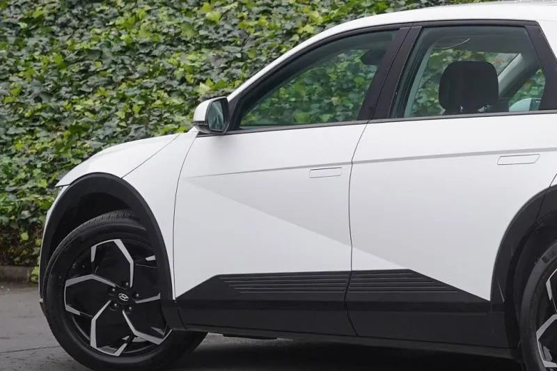 2022 Hyundai IONIQ 5 73kWh — photo 5