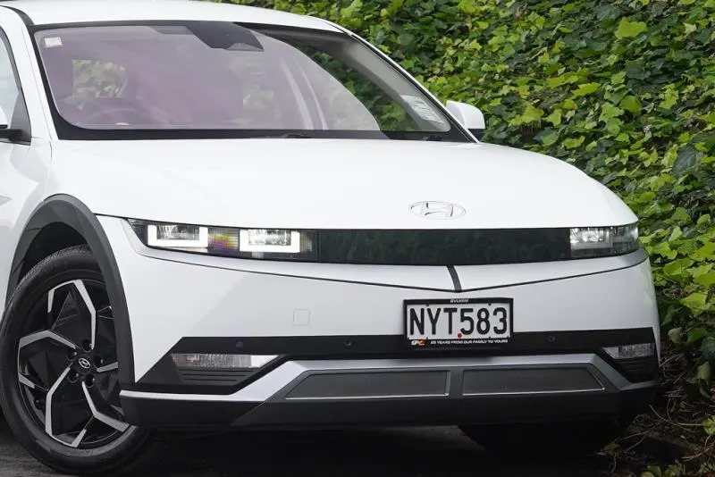 2022 Hyundai IONIQ 5 73kWh — photo 2