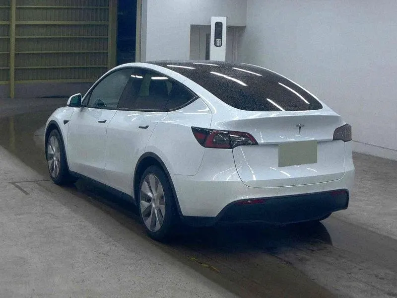 2022 Tesla Model Y (60kWh) — photo 11
