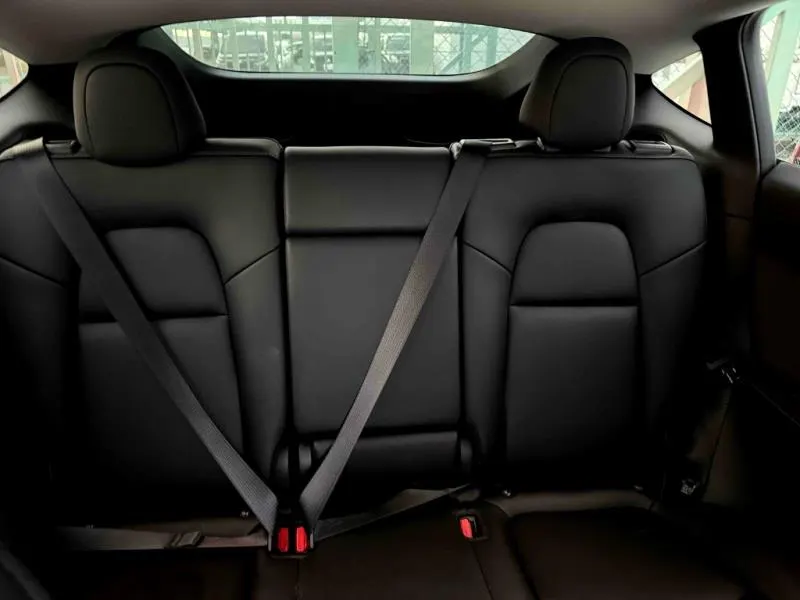 2022 Tesla Model Y (60kWh) — photo 7