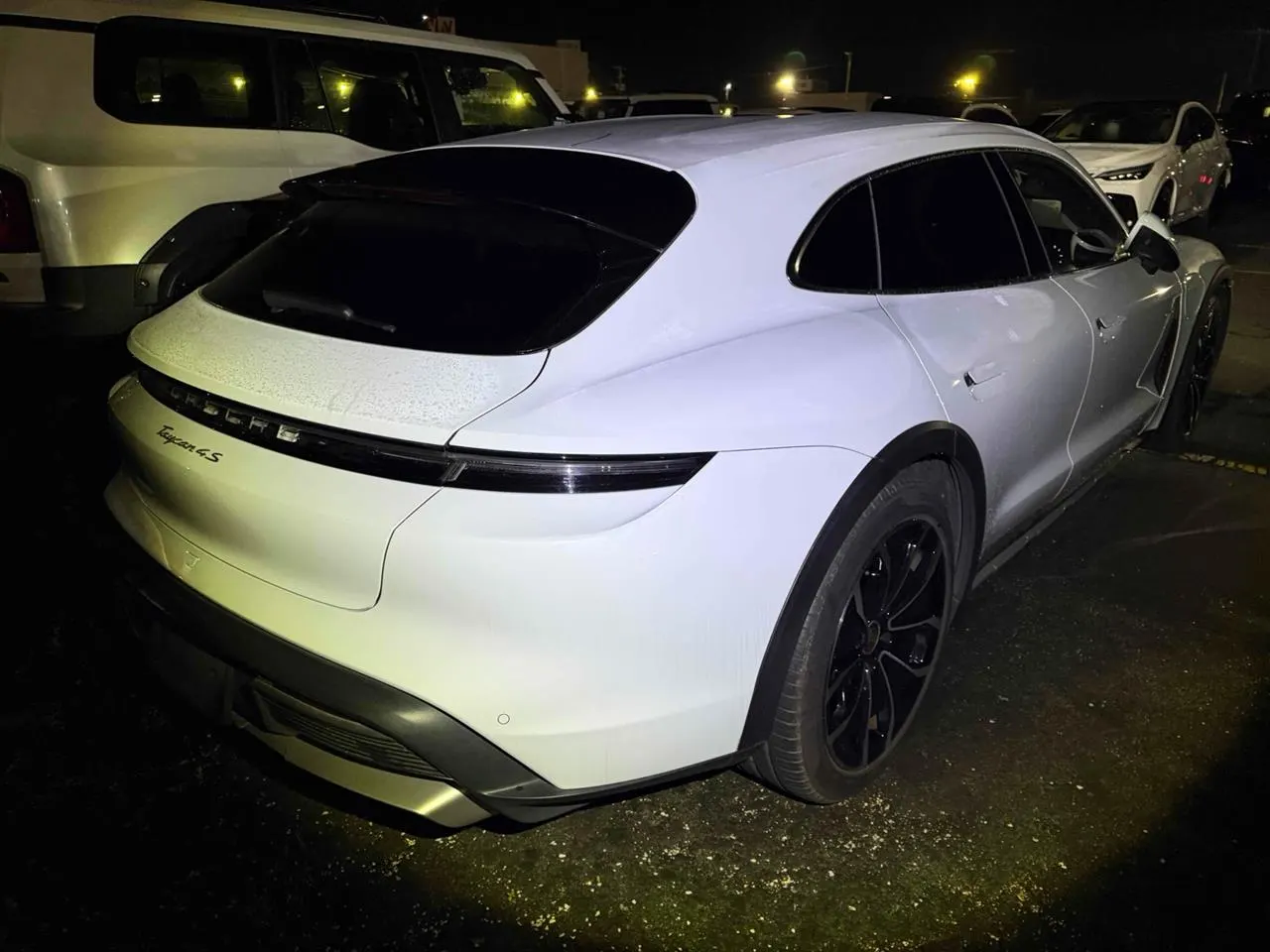2023 Porsche Taycan 4S Sport Turismo Wagon (93kWh) — photo 7