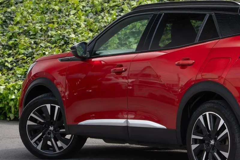 2020 Peugeot e-2008 GT Line (50kWh) — photo 7