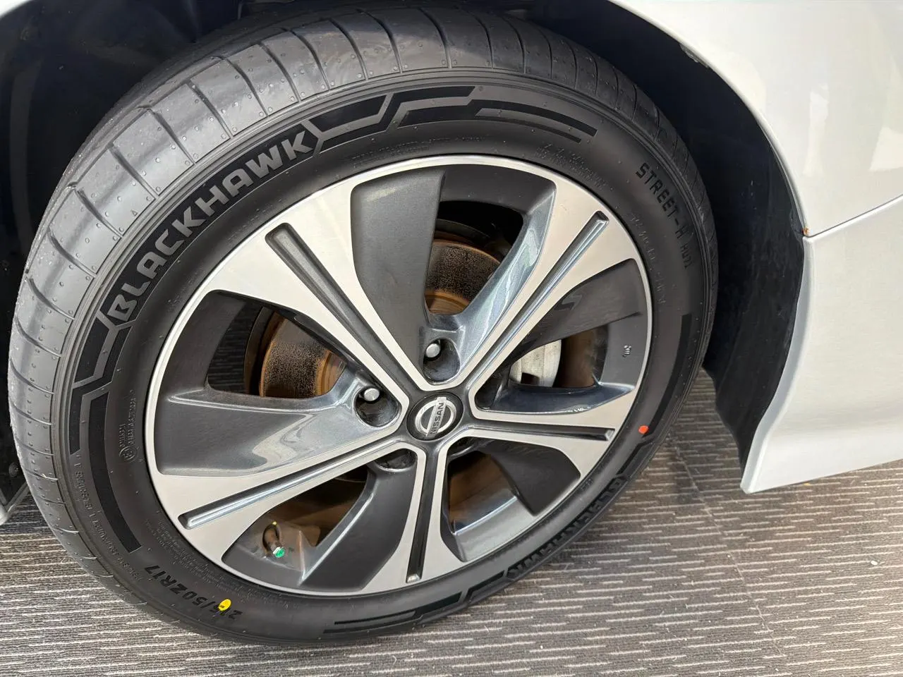 2020 Nissan Leaf G (40kWh) — photo 18