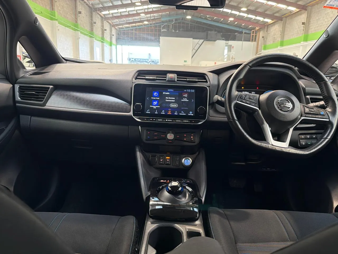 2020 Nissan Leaf G (40kWh) — photo 12