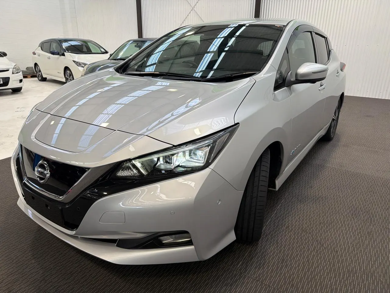 2020 Nissan Leaf G (40kWh) — photo 8