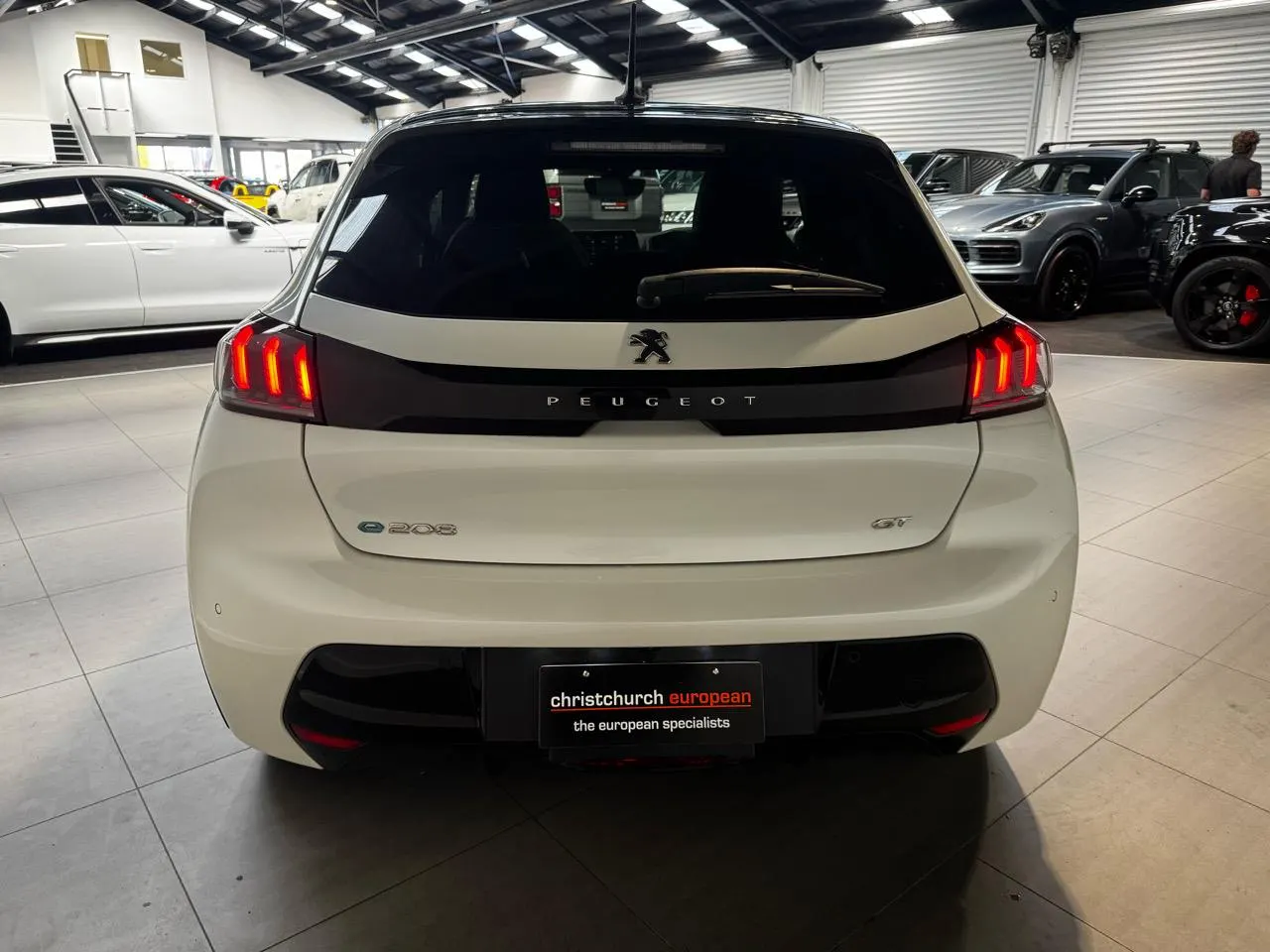 2022 Peugeot e-208 GT Full Electric — photo 5