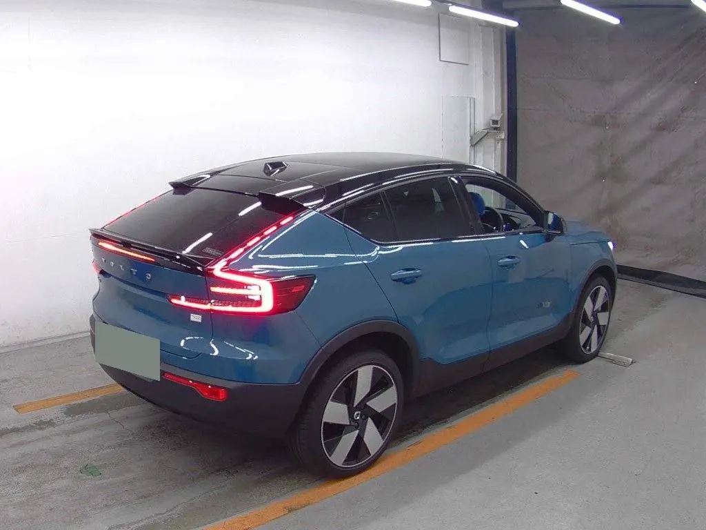 2022 Volvo C40 Recharge Ultimate Twin Motor — photo 6