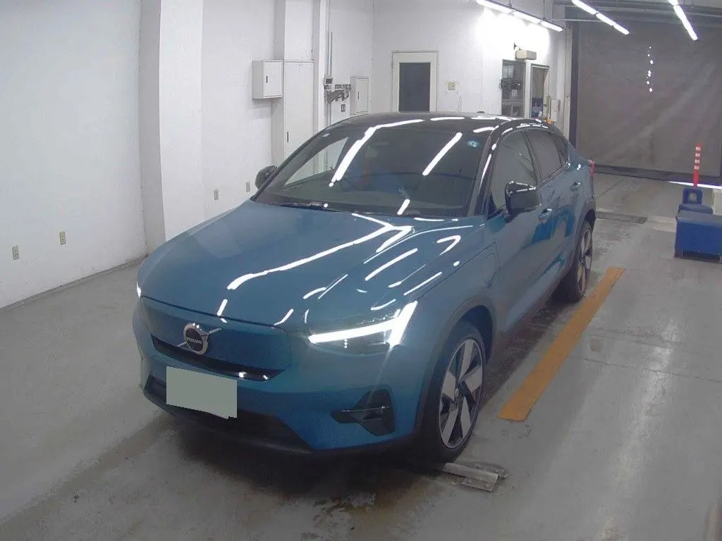 2022 Volvo C40 Recharge Ultimate Twin Motor — photo 3