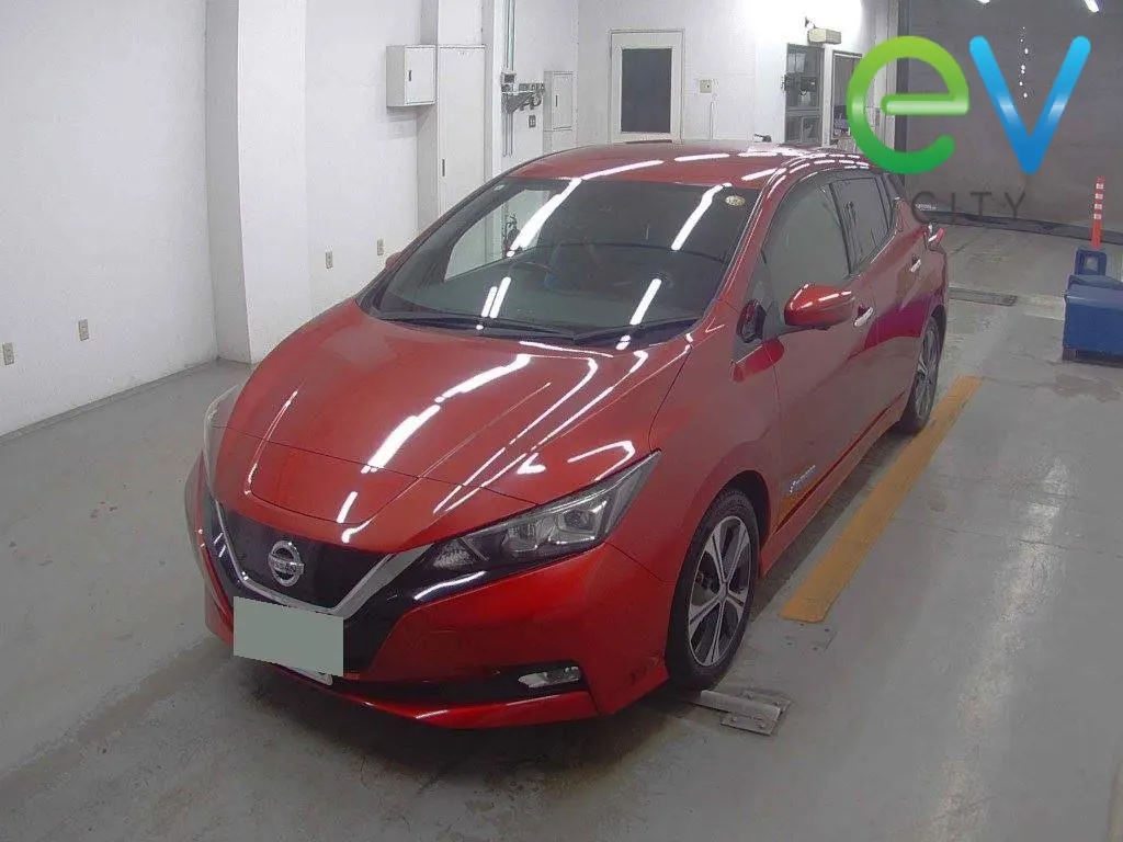 2017 Nissan LEAF G 40kWh Pro Pilot, 360 Camera — photo 4