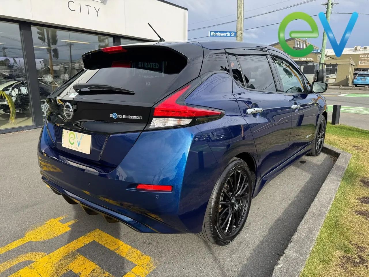 2019 Nissan LEAF X 40kWh With Pro Pilot, 360 Camera — photo 3
