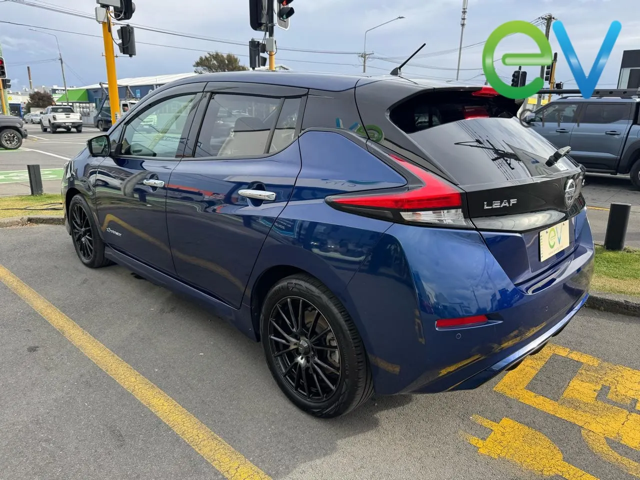 2019 Nissan LEAF X 40kWh With Pro Pilot, 360 Camera — photo 5