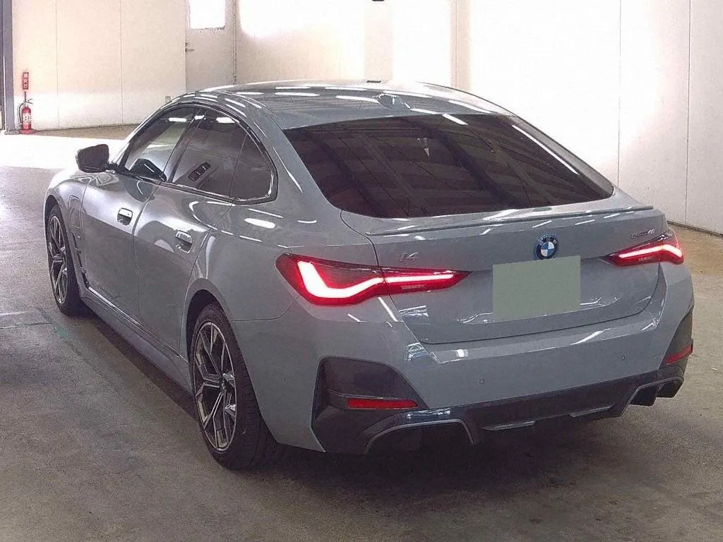 2022 BMW i4 M40 Motorsport e-Drive, photo 3