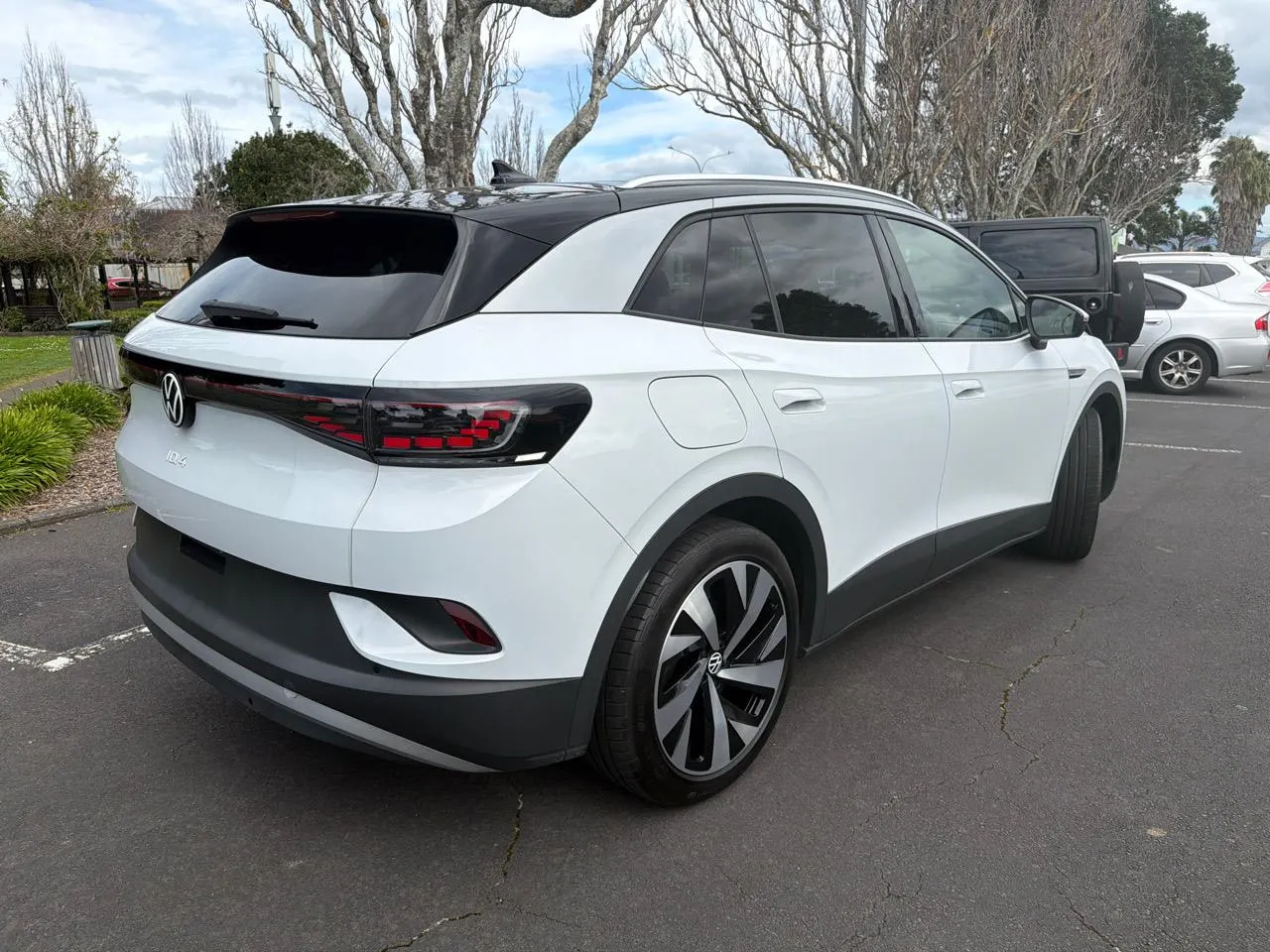 2023 Volkswagen ID.4 Pro (82kWh) — photo 5