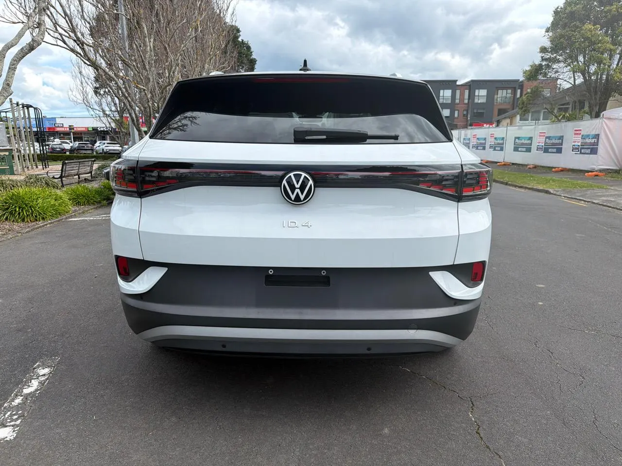2023 Volkswagen ID.4 Pro (82kWh) — photo 6
