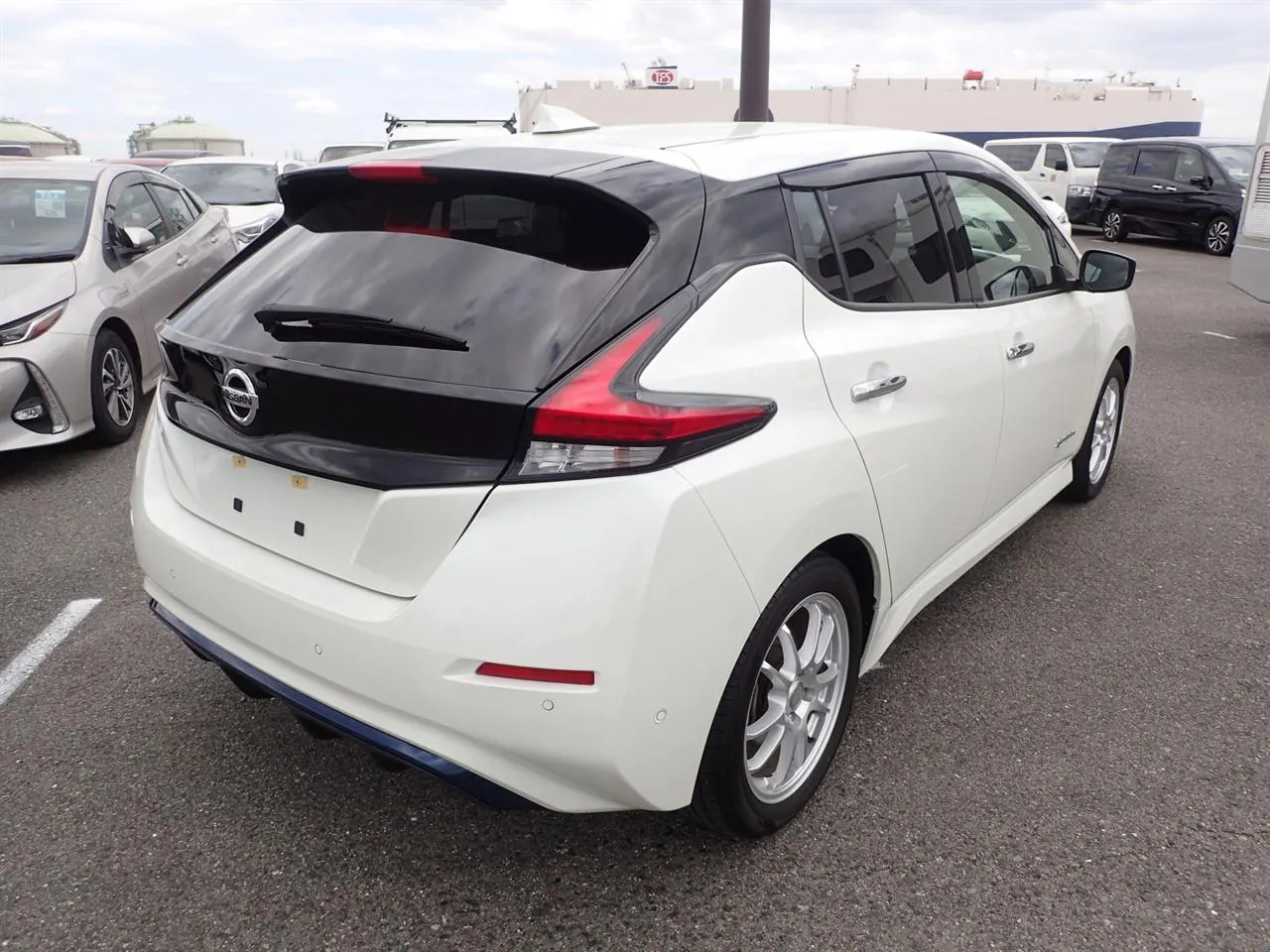 2019 Nissan Leaf 40kWh G ZE1 — photo 7