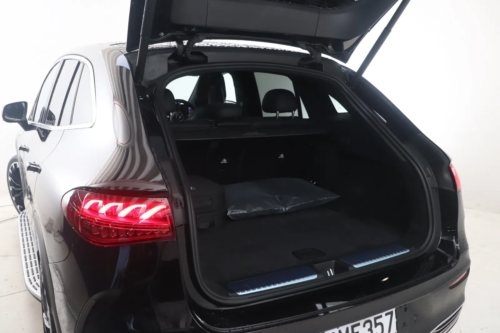 2025 Mercedes-Benz EQE 300 SUV, photo 7