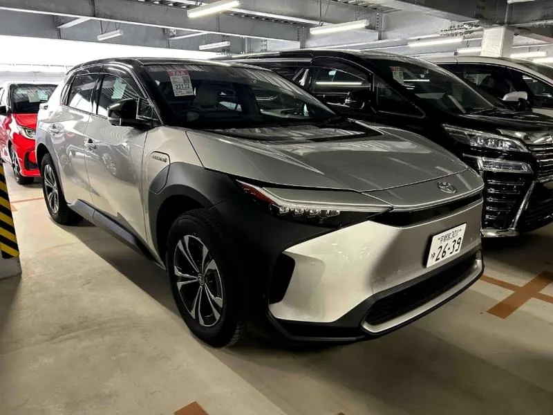 2022 Toyota BZ4X Z 4WD (71kWh) — photo 3