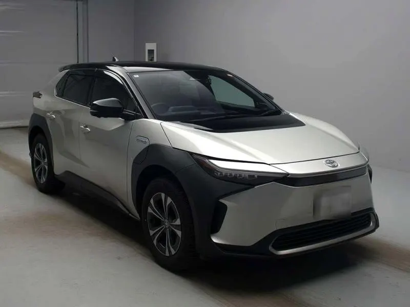 2022 Toyota BZ4X Z 4WD (71kWh) — photo 4